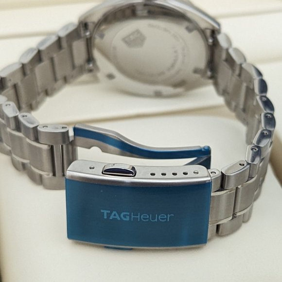 TAG Heuer 35mm Quartz Watch - 2 yr warranty activated w/purchase - Picture 6 of 6